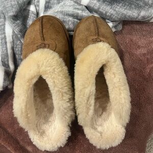 Women's Uggs Size 10